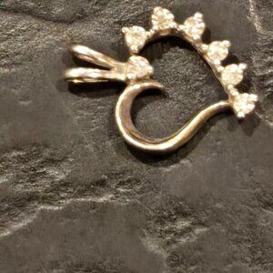 White gold diamond heart pendant